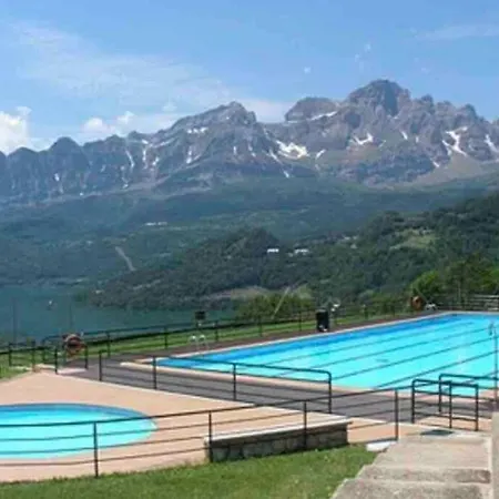 Atico Nuevo En El Pirineo Aragones